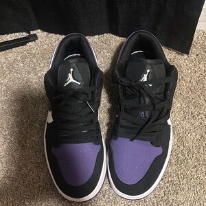 Air Jordan Men's Black and Purple Sneakers